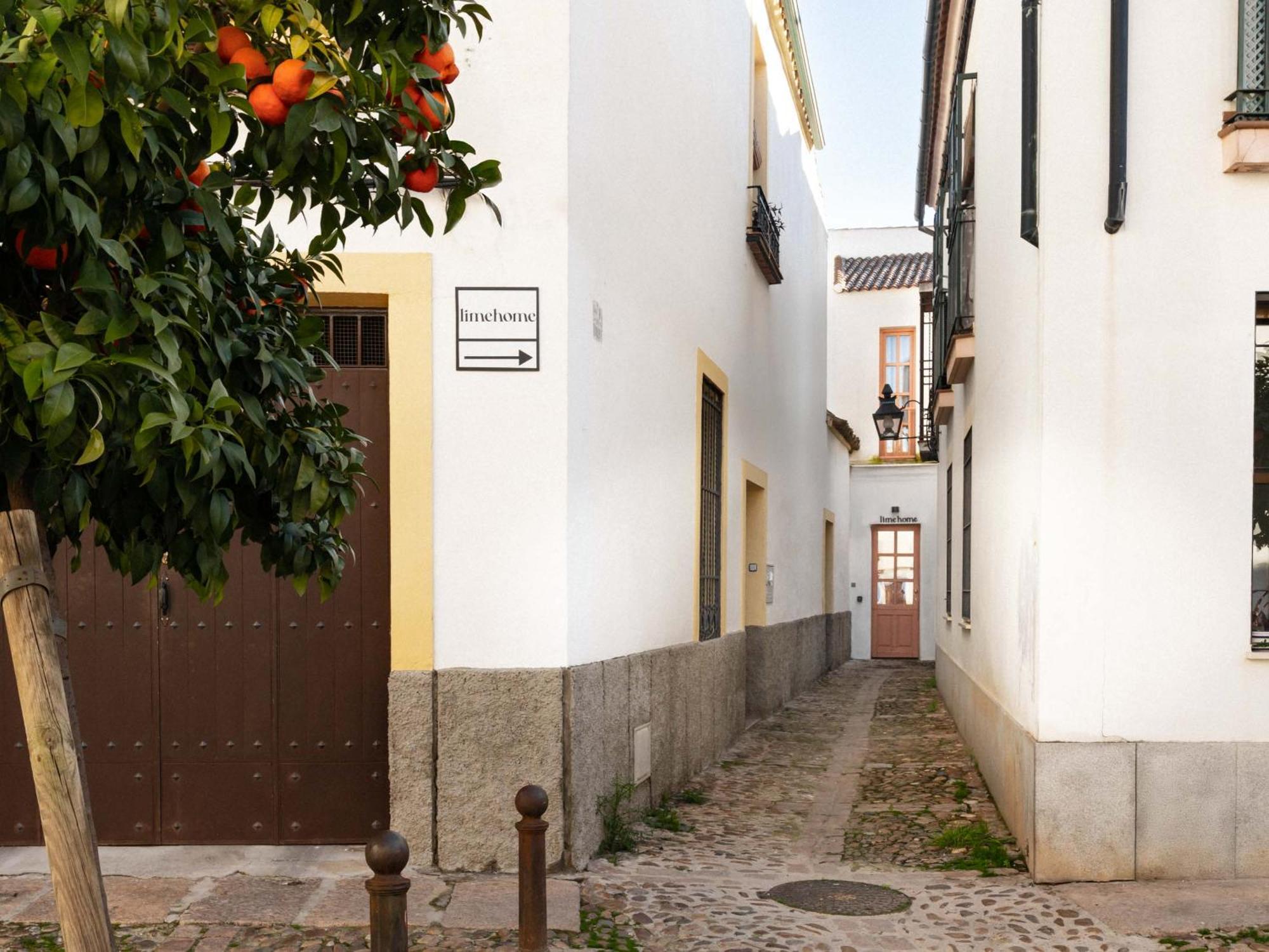 Limehome Cordoba Calle Pozanco Exterior photo