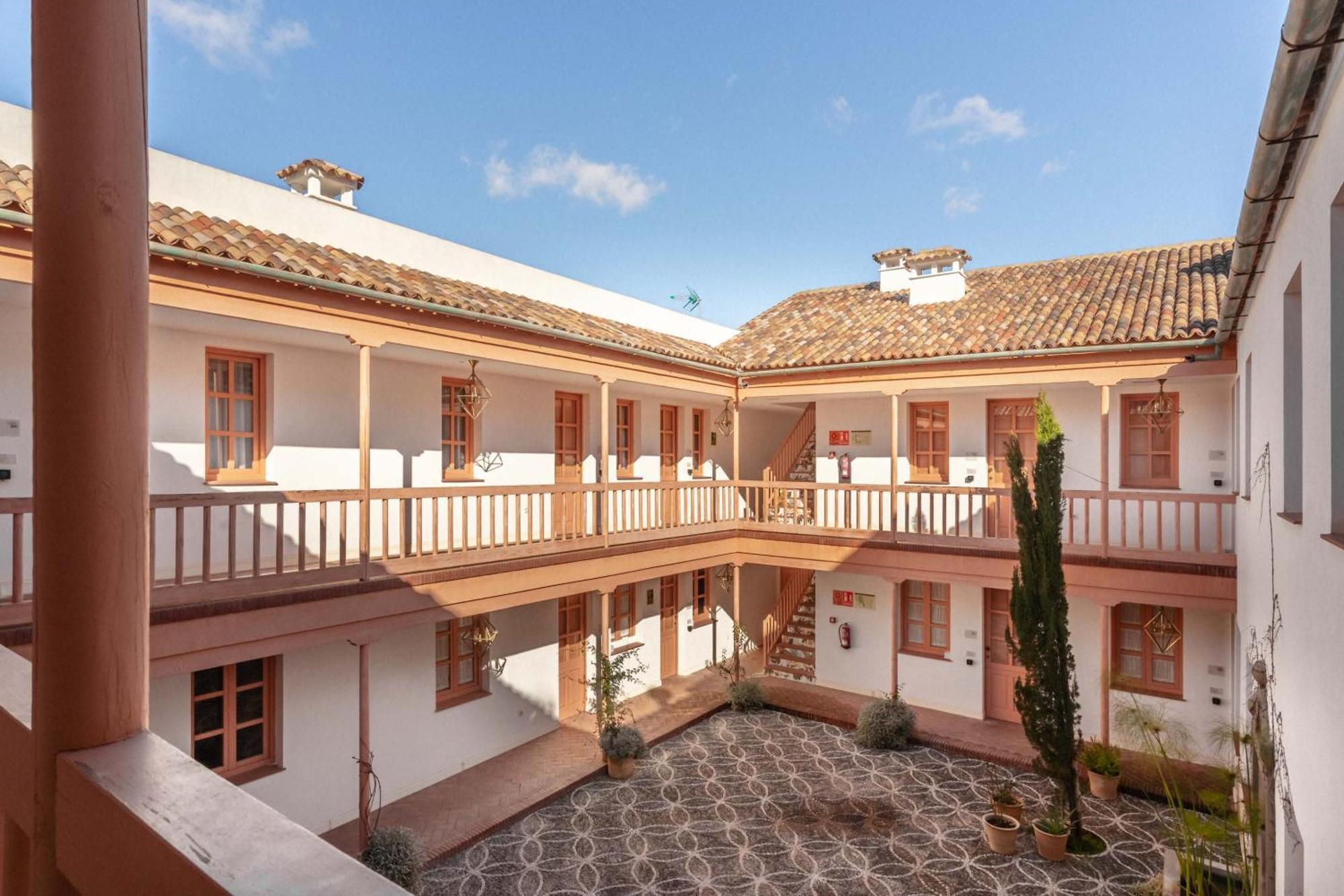 Limehome Cordoba Calle Pozanco Exterior photo