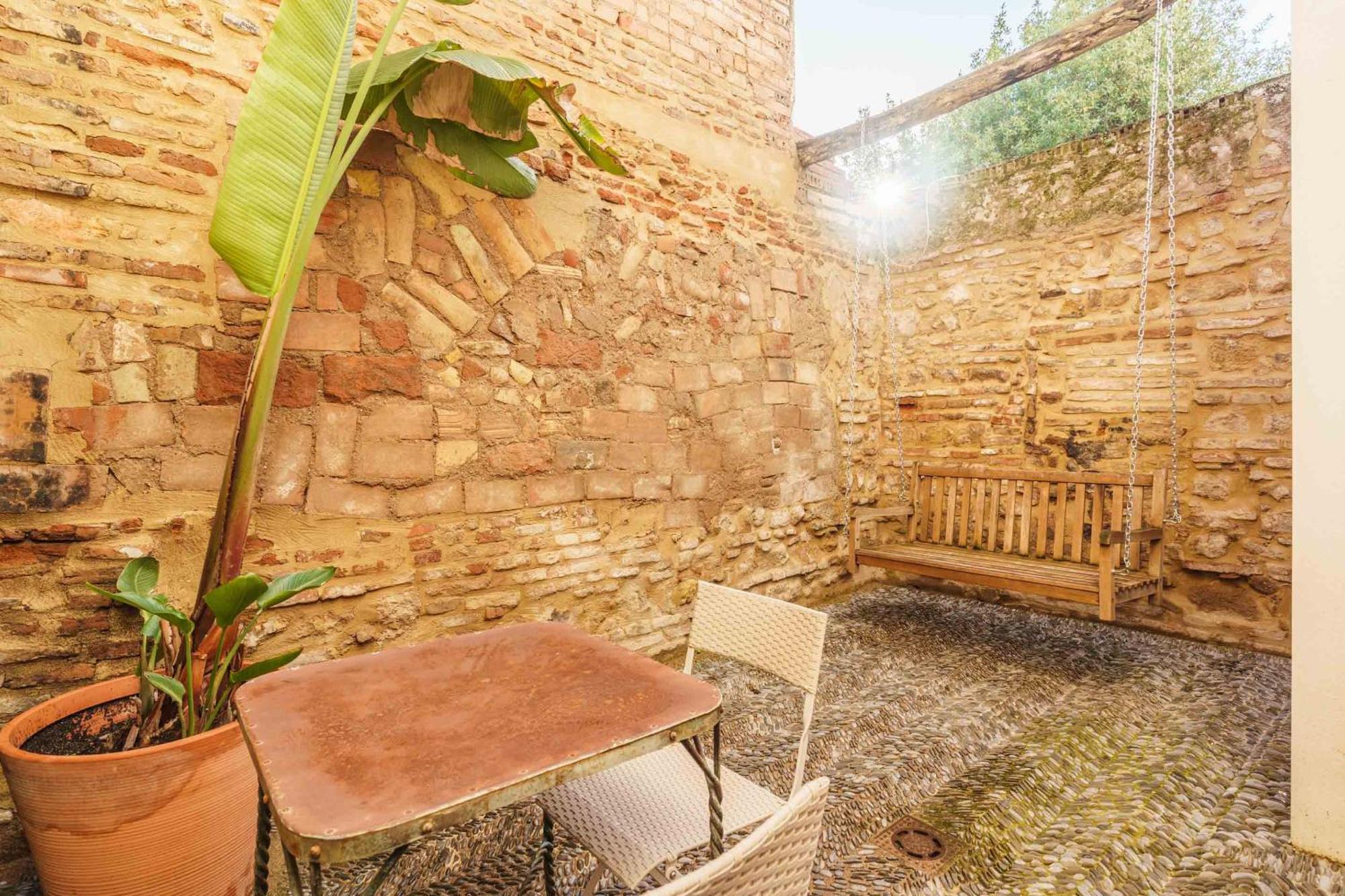 Limehome Cordoba Calle Pozanco Exterior photo
