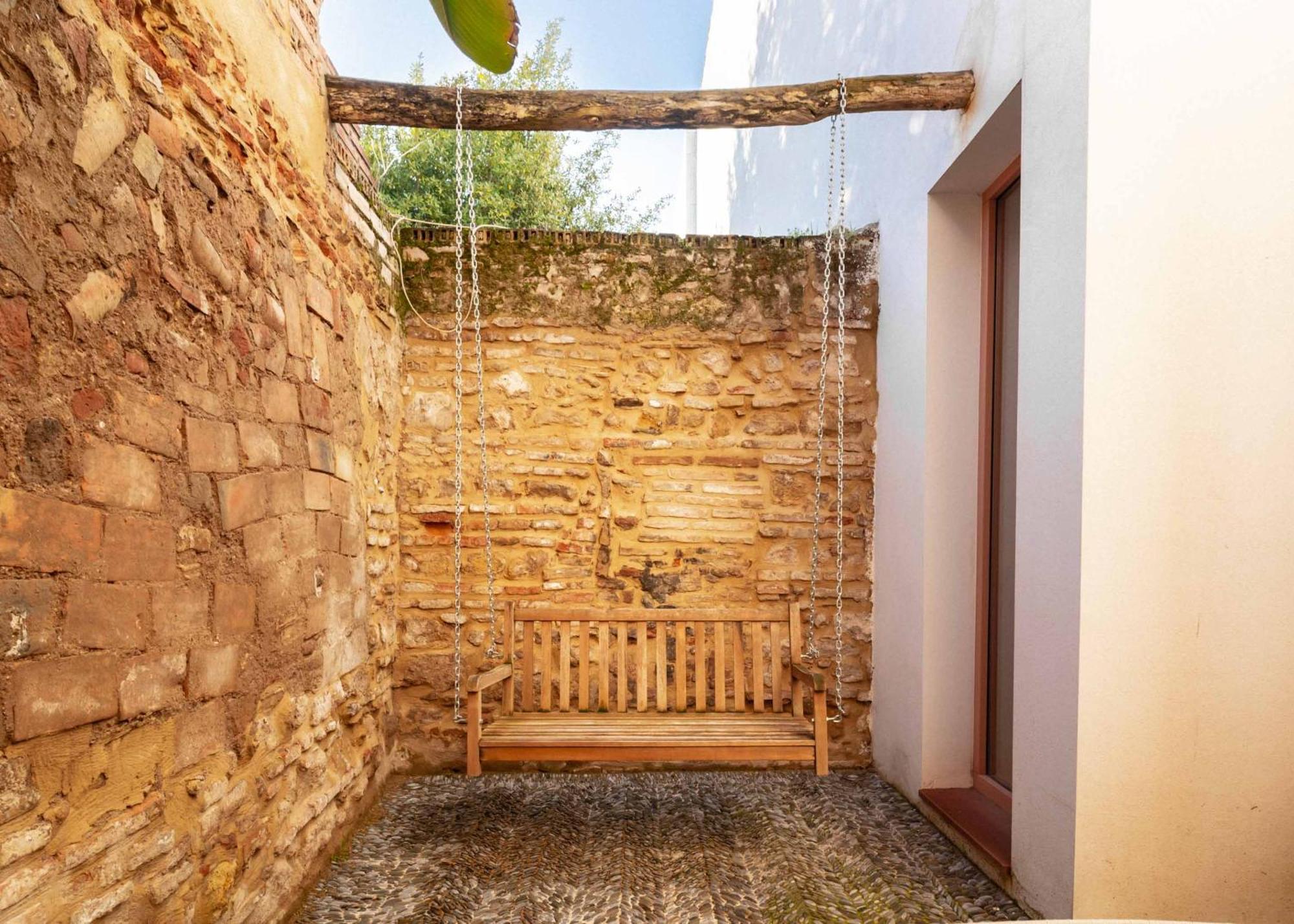Limehome Cordoba Calle Pozanco Exterior photo